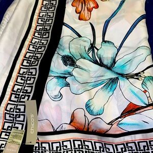 NWTChico’s floral BC square scarf 42”x42” Geo print border, multicolored…
